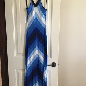 NWT Calvin Klein maxi dress. Beautiful blues. Sz 6